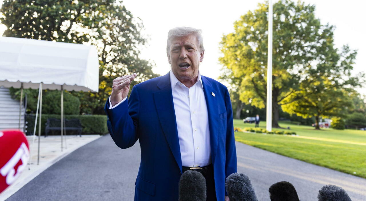 Tregua Israele Iran, Trump: «Non ci saranno altre violazioni. Non voglio il cambio di regime a Teheran, sarebbe il caos»