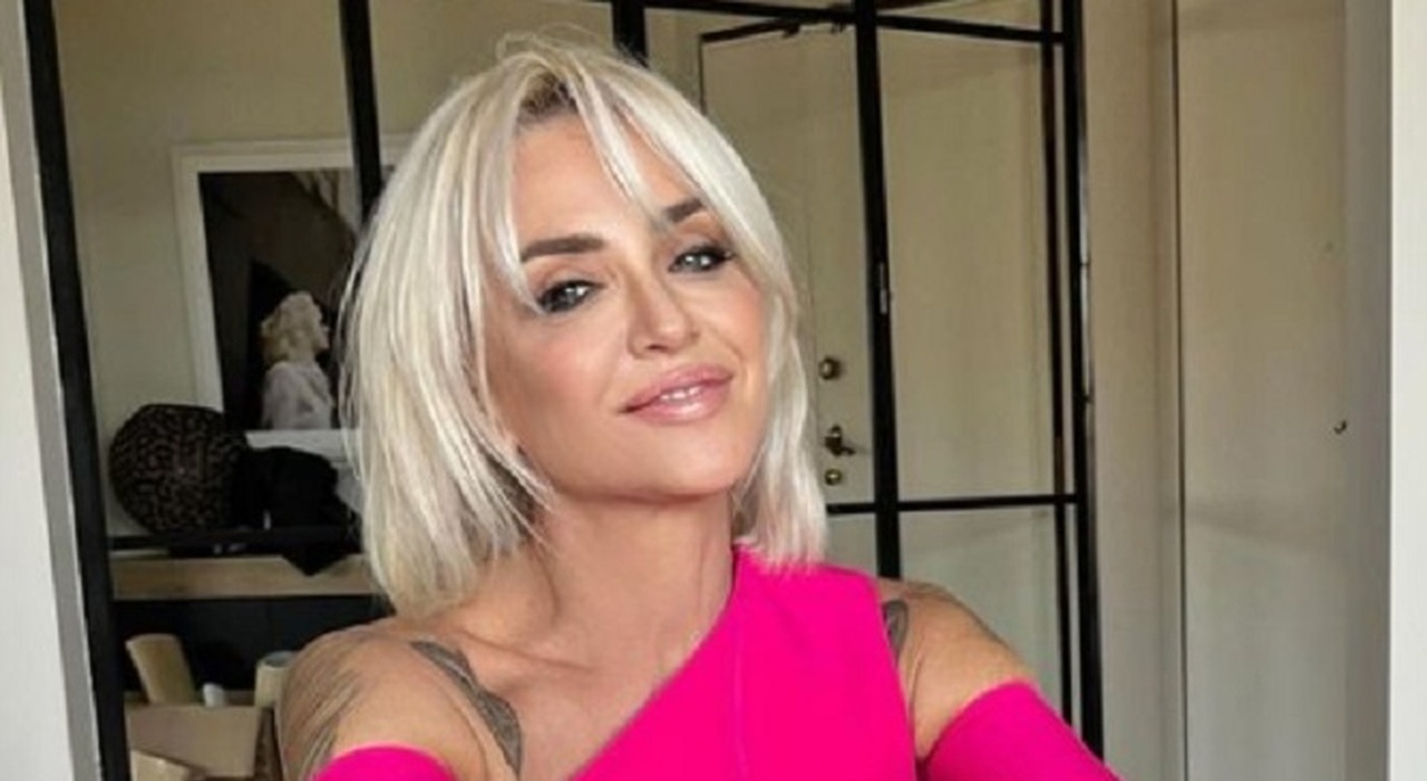 paola barale mi piacerebbe andare a sbattere contro un uomo di un metro e novanta nero bellissimo