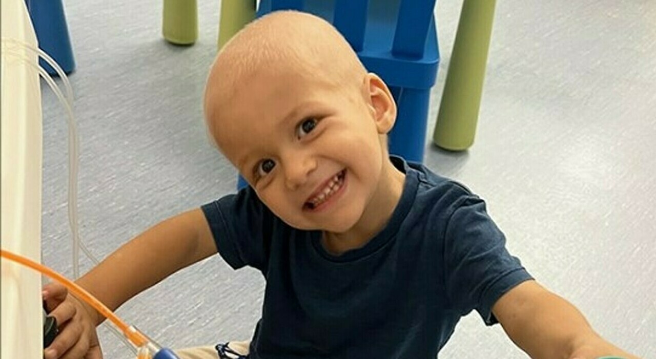 https://statics.cedscdn.it/photos/MED_HIGH/2025/06/24/8917289_24153422_andrea_silva_morto_3_anni_tumore.jpg