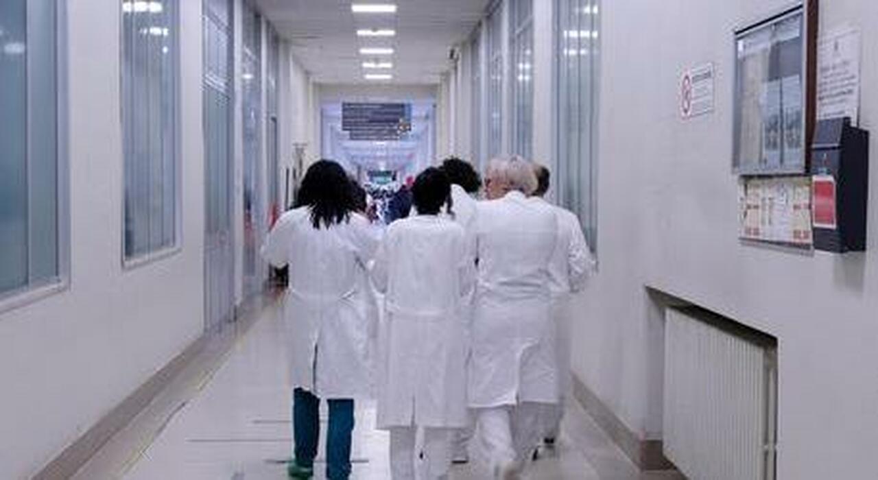 Problemi o controlli cardiaci? Per la visita si aspetta il 2026 oppure serve un viaggio nel Salento Problemi o controlli cardiaci? Per la visita si aspetta il 2026 oppure serve un viaggio nel Salento