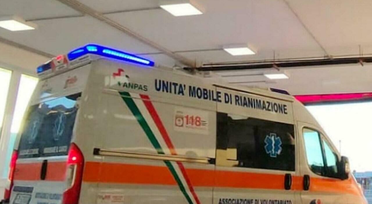 Tragedia al lavoro: operaio agricolo muore nei campi. Inutili i soccorsi Tragedia al lavoro: operaio agricolo muore nei campi. Inutili i soccorsi