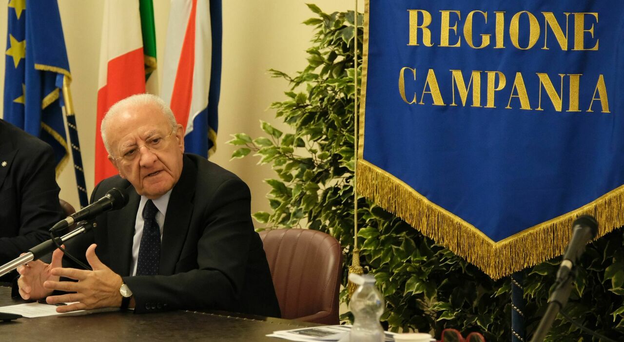 Elezioni regionali: Vincenzo De Luca chiede «un breve rinvio» Elezioni regionali: Vincenzo De Luca chiede «un breve rinvio»