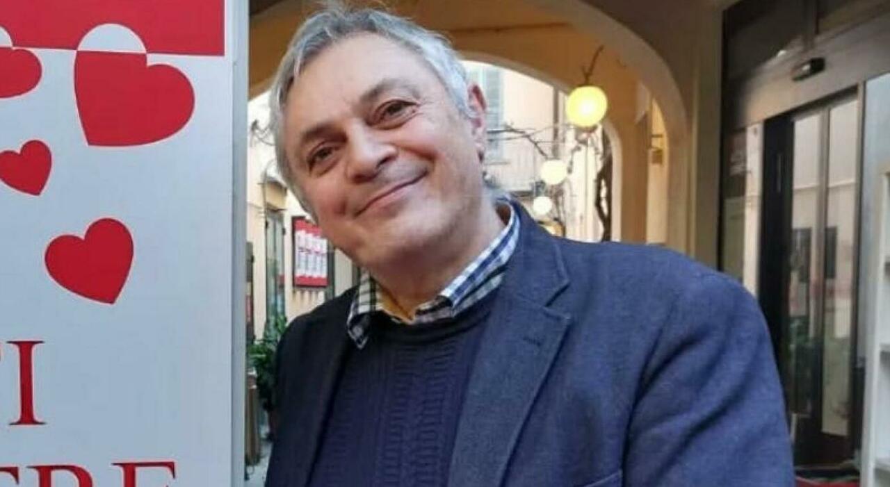 https://statics.cedscdn.it/photos/MED_HIGH/2025/06/26/8921486_26143235_emanuele_mirti_chi_e_omicidio_davide_gorla_commerciante_busto_arsizio_oggi_26_6_2025.jpg