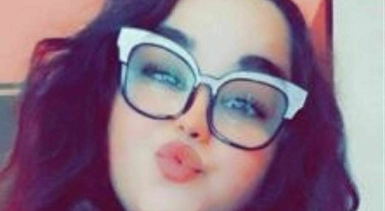 https://statics.cedscdn.it/photos/MED_HIGH/2025/06/26/8921531_26150944_roberta_colapinto_mamma_morta_sonno_oggi_26_6_2025.jpg