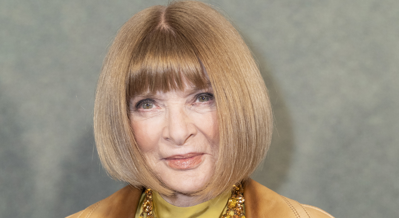 https://statics.cedscdn.it/photos/MED_HIGH/2025/06/26/8921867_26201854_anna_wintour.jpg