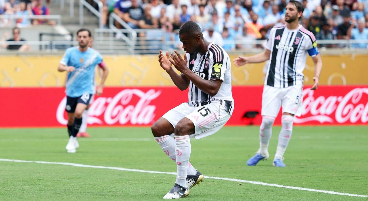 juventus manchester city 2 5 le pagelle kalulu 4 disastroso nico gonzalez 4 sbaglia tutto vlahovic 6 a intermittenza