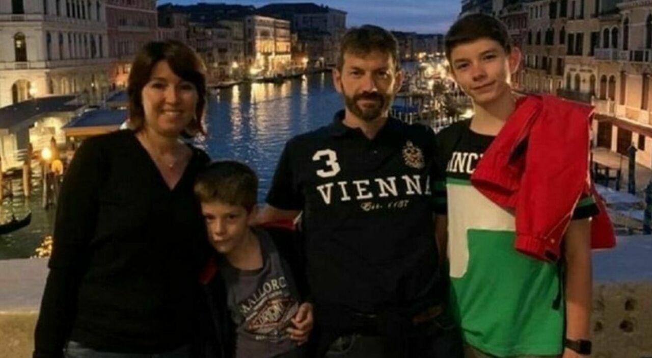 Strage di Paderno, chiesti 20 anni per Riccardo Chiarioni: uccise con 108 coltellate papà, mamma e fratello