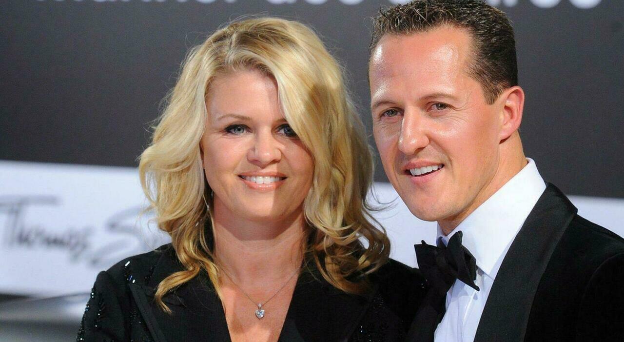 https://statics.cedscdn.it/photos/MED_HIGH/2025/06/28/8925699_28191245_schumacher_patrese_come_sta_moglie_corinna.jpg