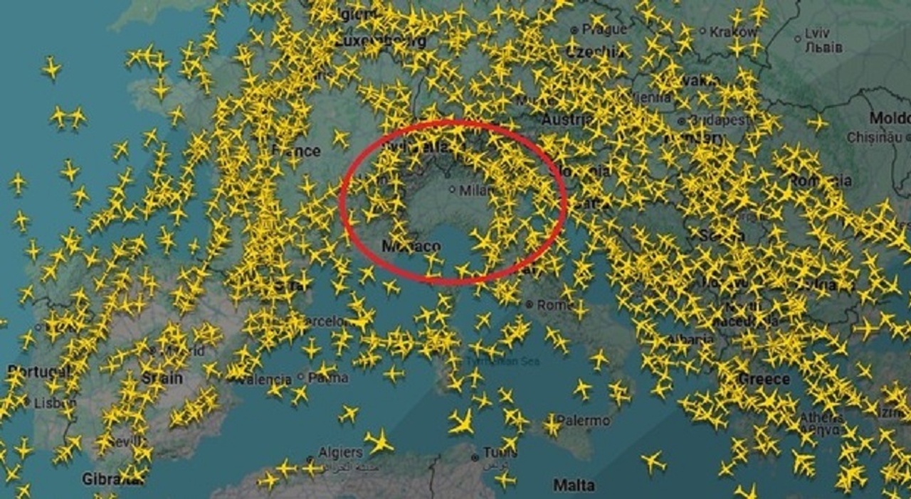 Guasto radar e voli bloccati, cosa è successo nel Nordovest? Dati rallentati e aerei fermi. «Ora la ...