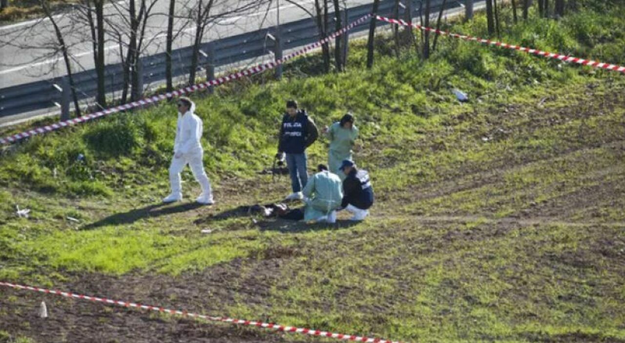 Ragazzo di 21 anni ucciso con un colpo al torace: il corpo è stato trovato nei campi? vicino l Ragazzo di 21 anni ucciso con un colpo al torace: il corpo è stato trovato nei campi? vicino l