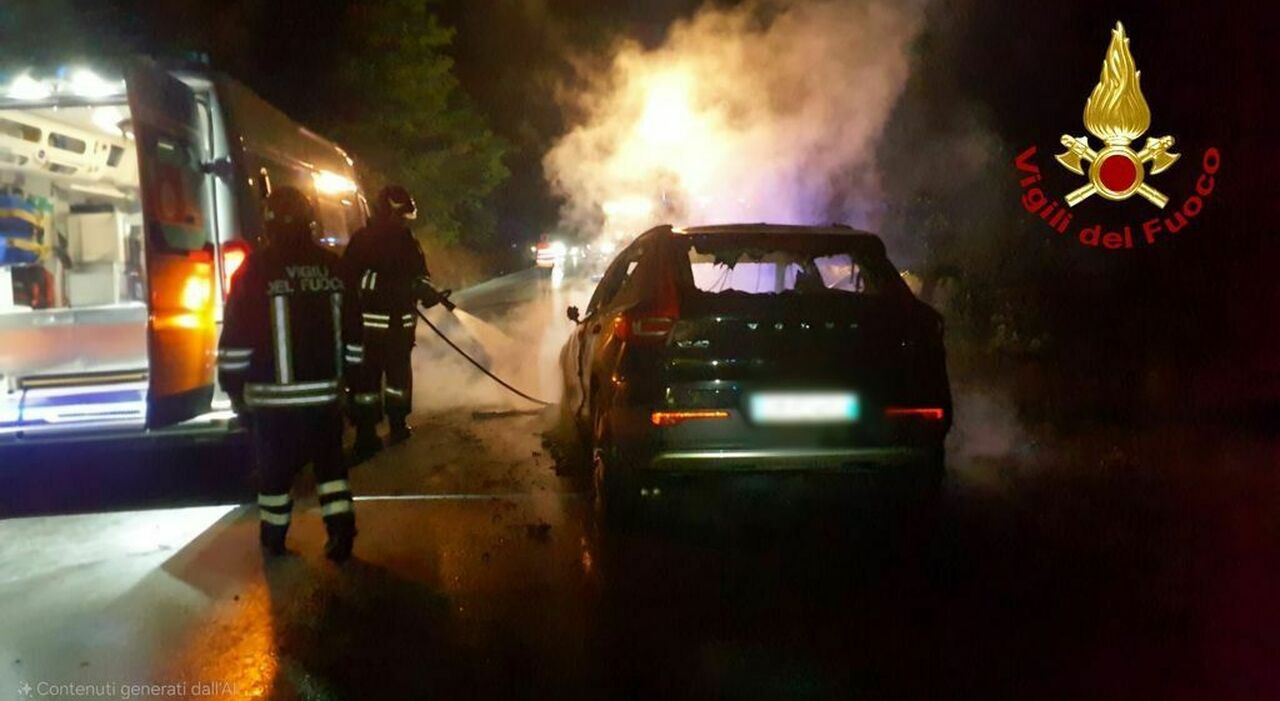 Sulla Corinaldese scontro fra moto e due auto, una prende fuoco: muore Lorenzo Perugini, centauro di 33 anni Sulla Corinaldese scontro fra moto e due auto, una prende fuoco: muore Lorenzo Perugini, centauro di 33 anni