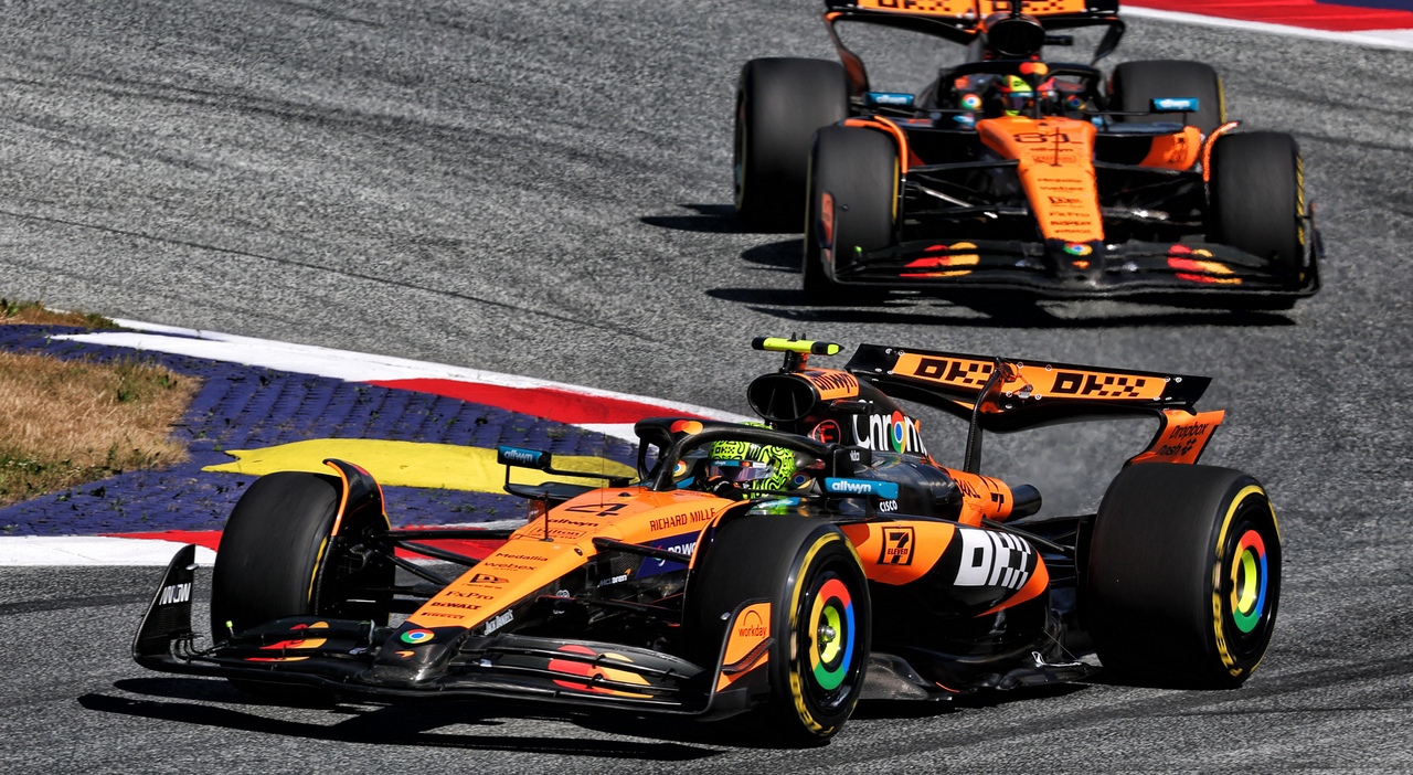 GP Austria, la diretta: Norris riprende il ritmo e tiene a distanza Piastri, secondo pit stop per Leclerc GP Austria, la diretta: Norris riprende il ritmo e tiene a distanza Piastri, secondo pit stop per Leclerc