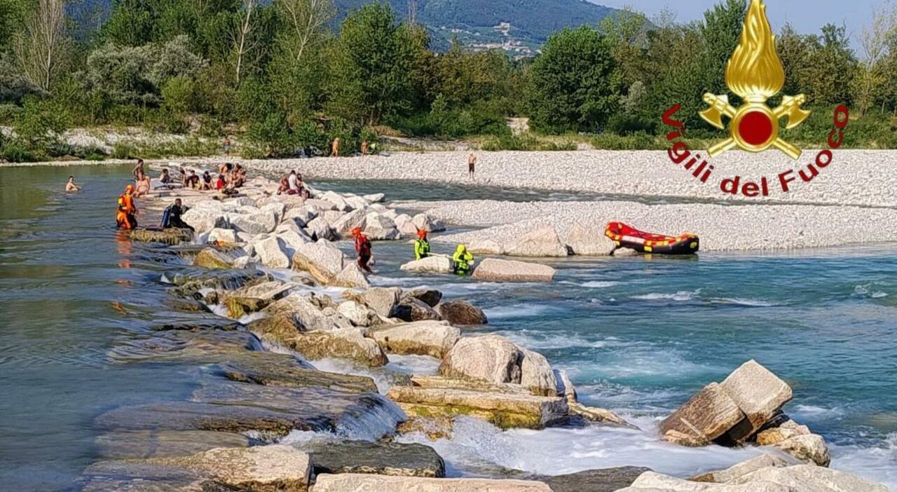 bambina di 10 anni morta annegata nel piave la tragedia sotto gli occhi dei fratelli 200 il secondo caso in pochi giorni