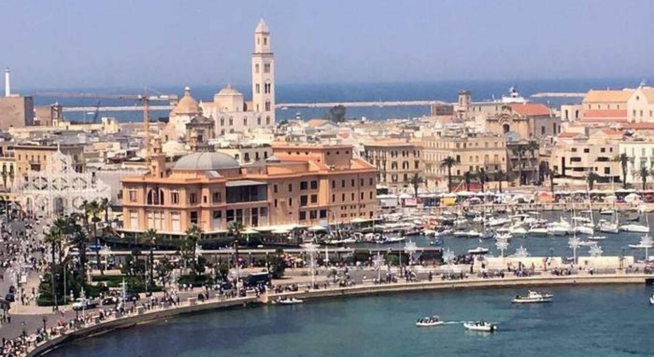 Case, in Puglia salgono acquisti e prezzi. Boom di compravendite a Bari, in diminuzione a Lecce Case, in Puglia salgono acquisti e prezzi. Boom di compravendite a Bari, in diminuzione a Lecce