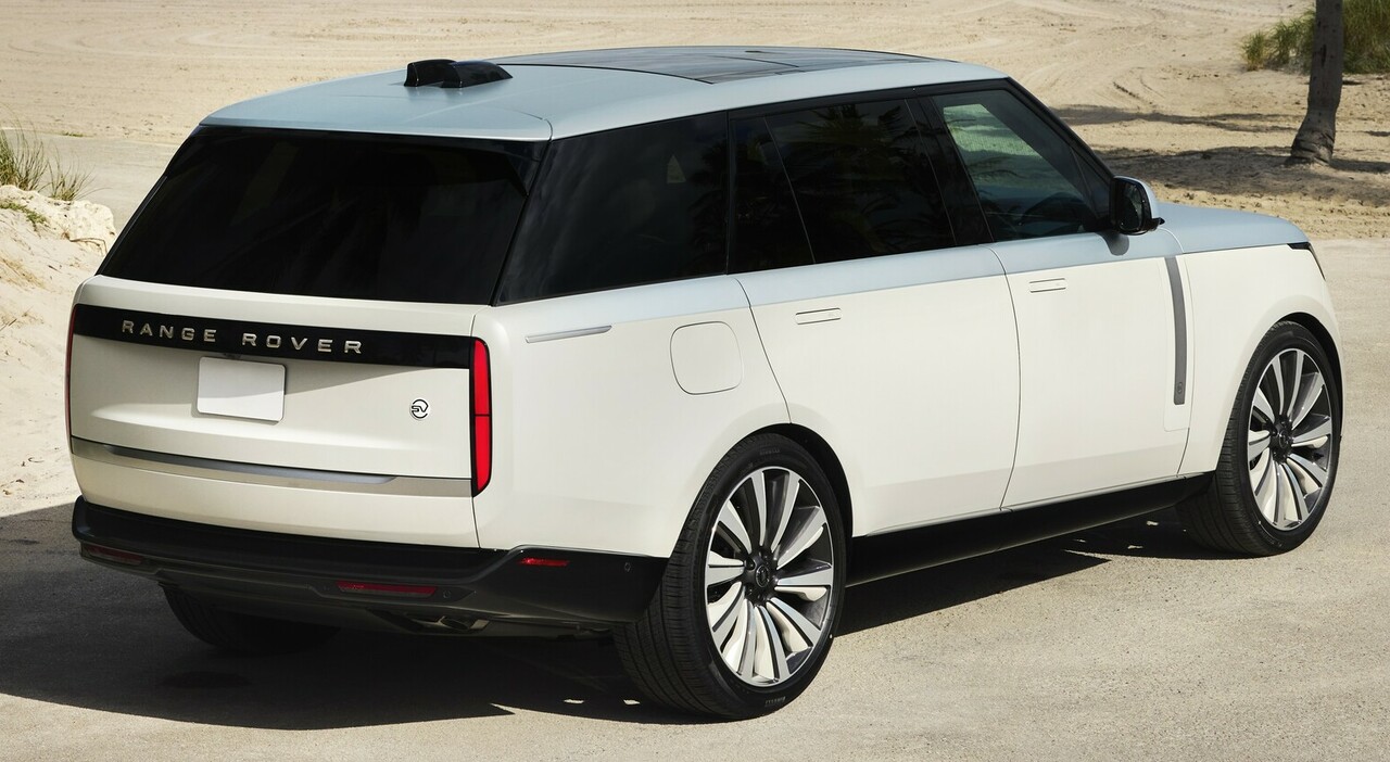 Range Rover Bespoke SV