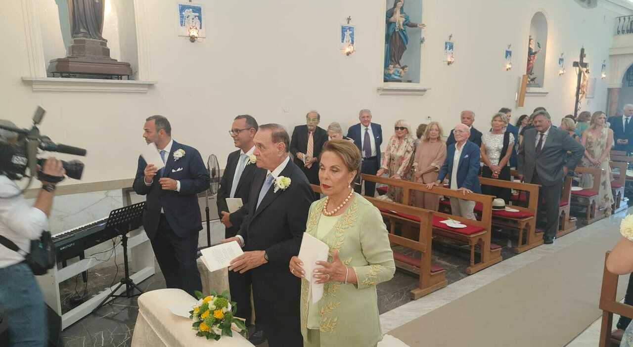 https://statics.cedscdn.it/photos/MED_HIGH/2025/06/30/8929213_30181750_1.jpg