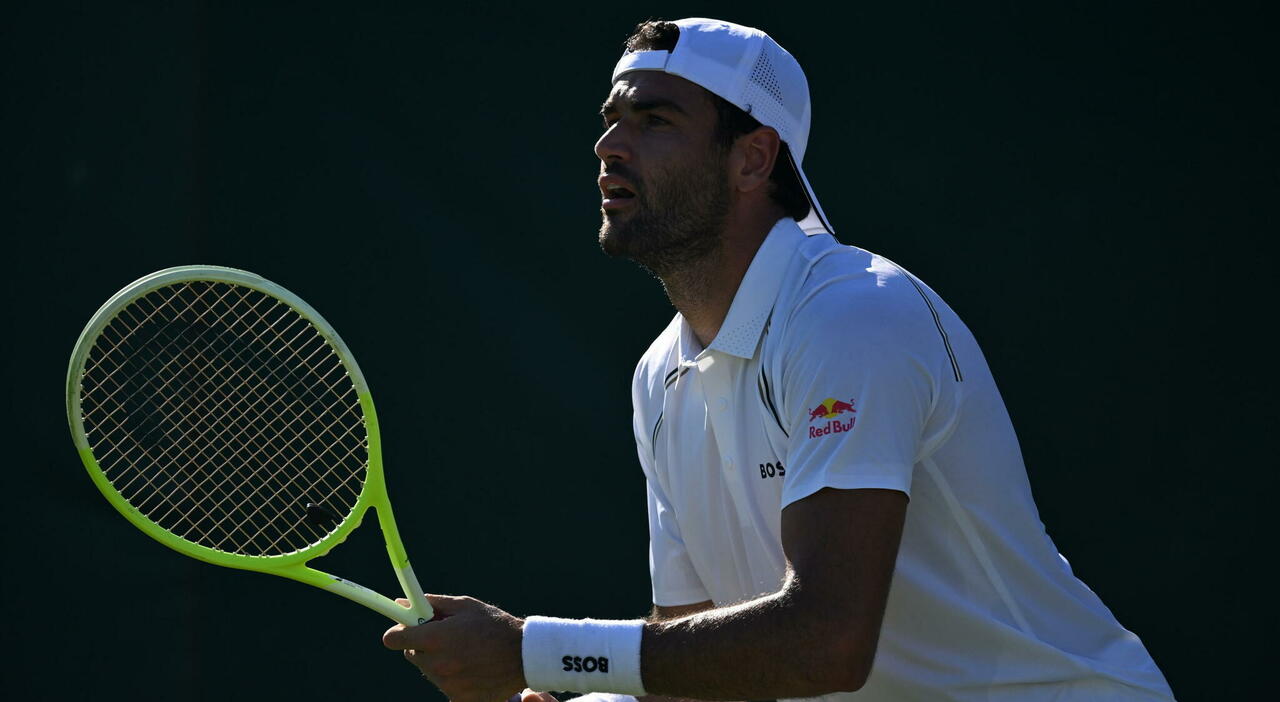 https://statics.cedscdn.it/photos/MED_HIGH/2025/07/01/8930944_01130725_matteo_berrettini_ritiro_wimbledon_cosa_ha_detto_oggi_1_7_2025.jpg