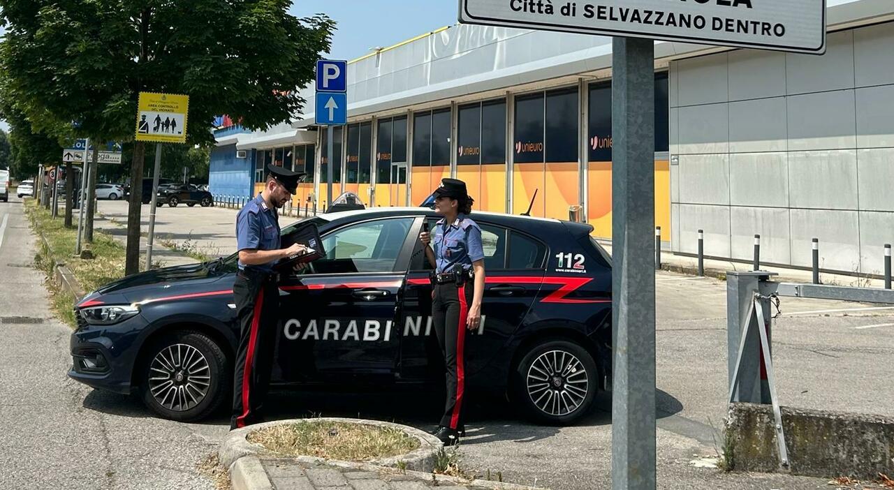 Stalking sulla compagna, lei lo lascia e lui la insegue in auto: «Se non ti rimetti con me provoco un incidente e uccido tutti e due»