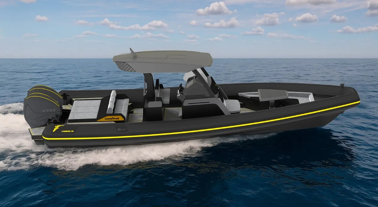 il RIB Carbon 35 di Goodyear realizzato in Sardegna con Tender One