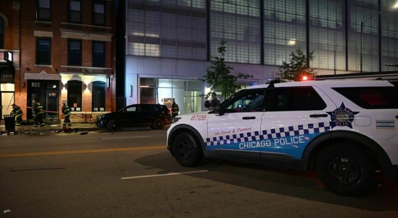 Chicago, spara sulla folla dopo la festa del rapper Mello Buckzz: 4 morti e 14 feriti