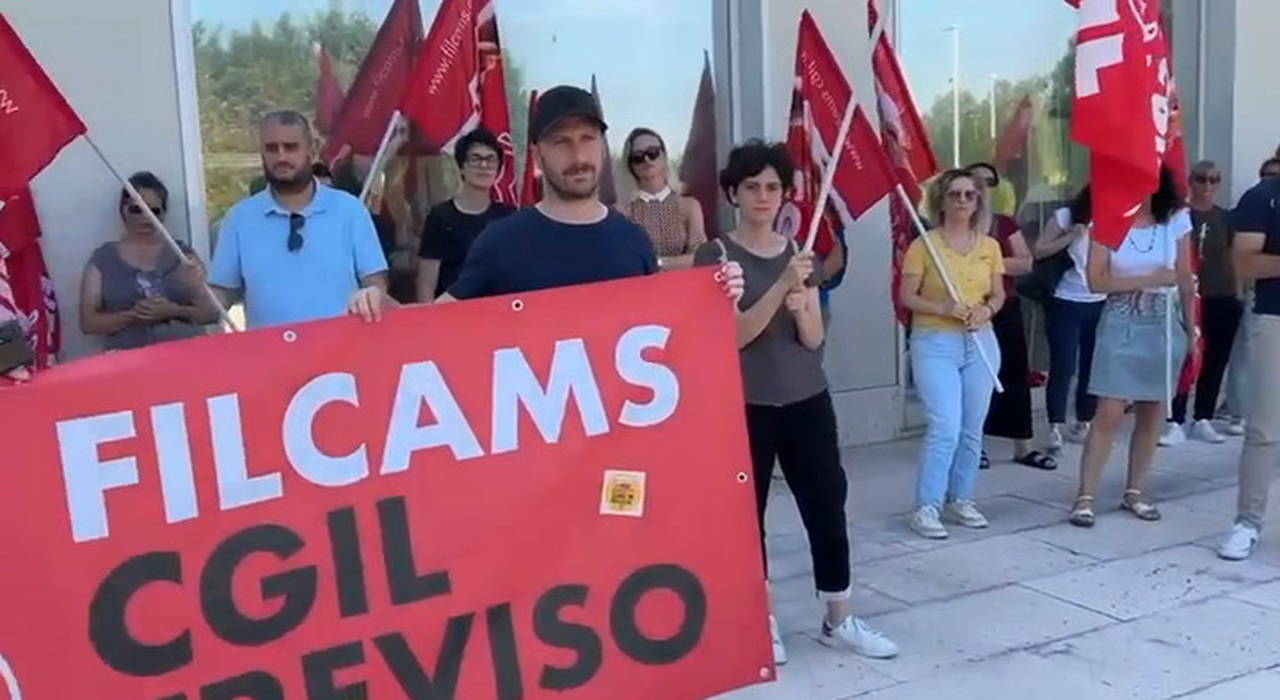 https://statics.cedscdn.it/photos/MED_HIGH/2025/07/03/8935721_poster.jpg