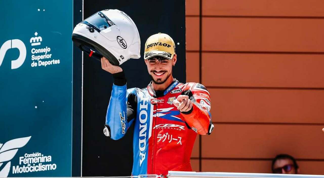https://statics.cedscdn.it/photos/MED_HIGH/2025/07/03/8935725_03184721_race2_p1_contento_con_la_carrera_de_hoy_donde_hemos_podido_desquitarnos_de_la_mala_suerte_de_ayer_y_mostrar_la_velocidad_y_el_gran_trabajo_que_habiamos_hecho_durante_el_finde_gracias_equipo_seguimos_.jpg