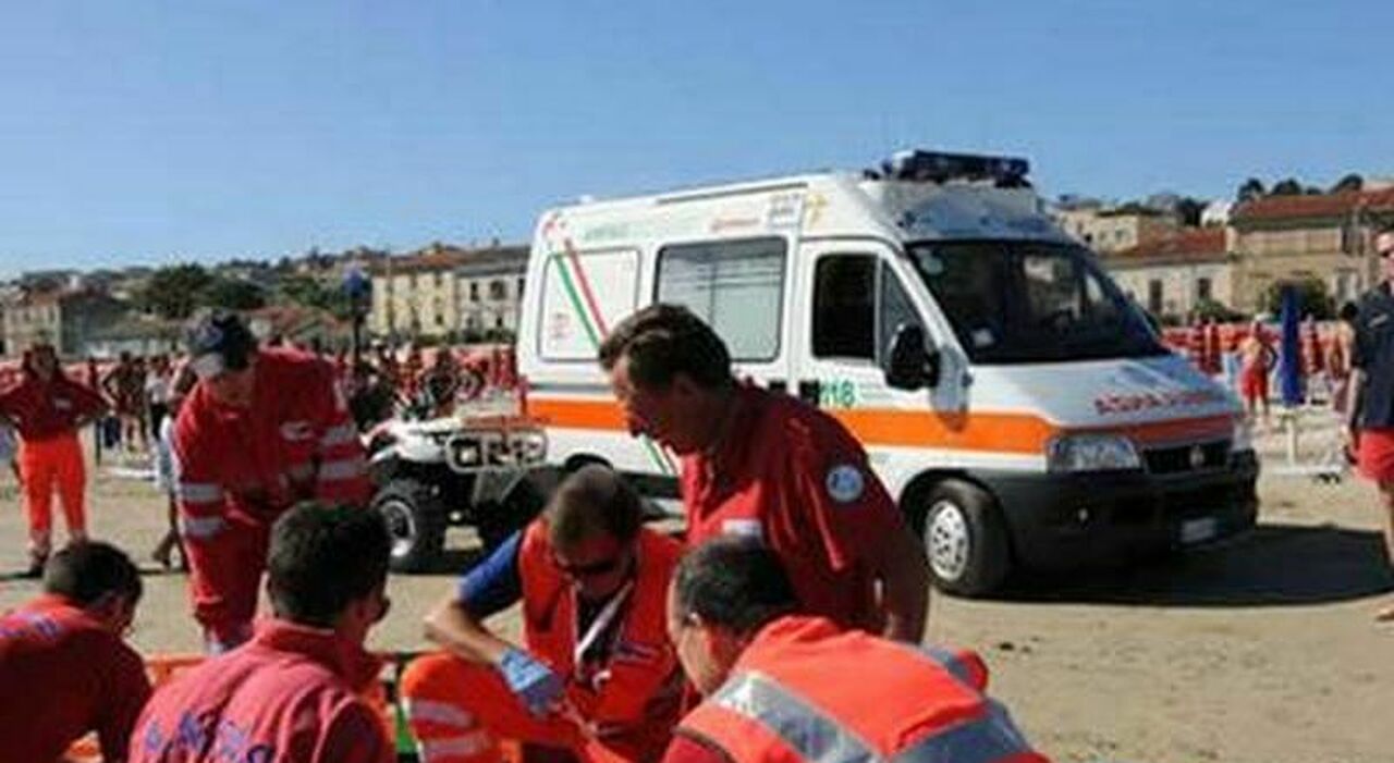 Malori in aumento, si corre ai ripari. Arrivano 26 ambulanze aggiuntive Malori in aumento, si corre ai ripari. Arrivano 26 ambulanze aggiuntive