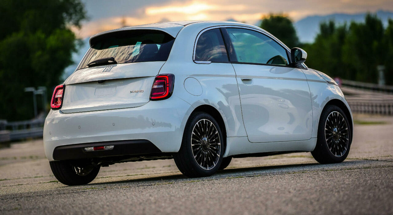 La 500 ibrida