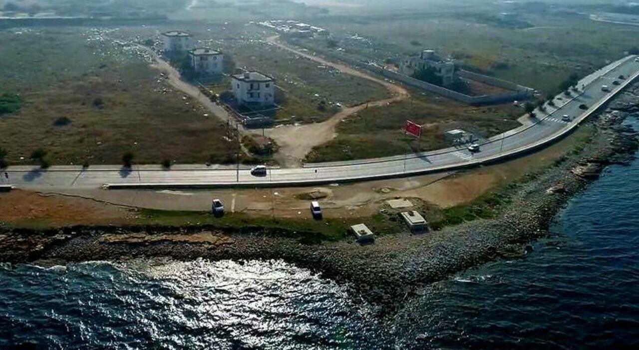 I progetti per la costa, a Bari bando da 3 milioni e hub ittico: «Deve nascere una comunità» I progetti per la costa, a Bari bando da 3 milioni e hub ittico: «Deve nascere una comunità»