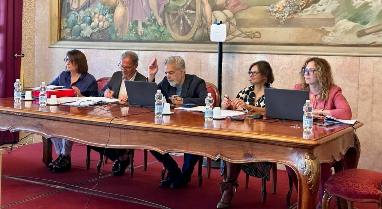 Provincia: 24 milioni per scuole, strade e sicurezza Provincia: 24 milioni per scuole, strade e sicurezza