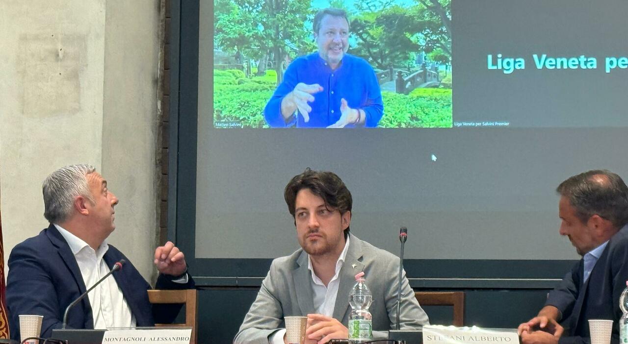 Salvini e le regionali: «Veneto alla Lega. Farò di tutto, ma con il centrodestra unito» Salvini e le regionali: «Veneto alla Lega. Farò di tutto, ma con il centrodestra unito»