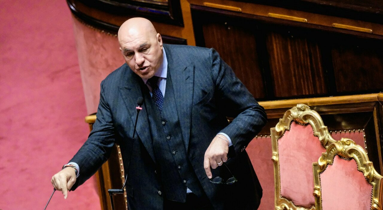Spese militari Nato, corsia più veloce per gli appalti: nella lista dai carri armati ai droni. La mossa di Crosetto Spese militari Nato, corsia più veloce per gli appalti: nella lista dai carri armati ai droni. La mossa di Crosetto