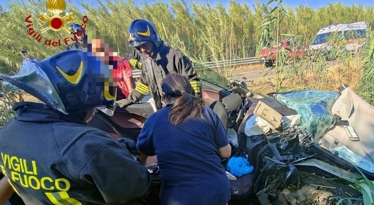 Incidente stradale sulla provinciale, tragedia all?alba: ferito 21enne di Altamura Incidente stradale sulla provinciale, tragedia all?alba: ferito 21enne di Altamura