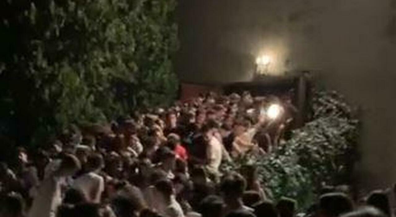 Evasione Cavallari, la rabbia dei familiari delle vittime della Lanterna Azzurra: «Beffa sconvolgente, chi l?ha autorizzato?» Evasione Cavallari, la rabbia dei familiari delle vittime della Lanterna Azzurra: «Beffa sconvolgente, chi l?ha autorizzato?»