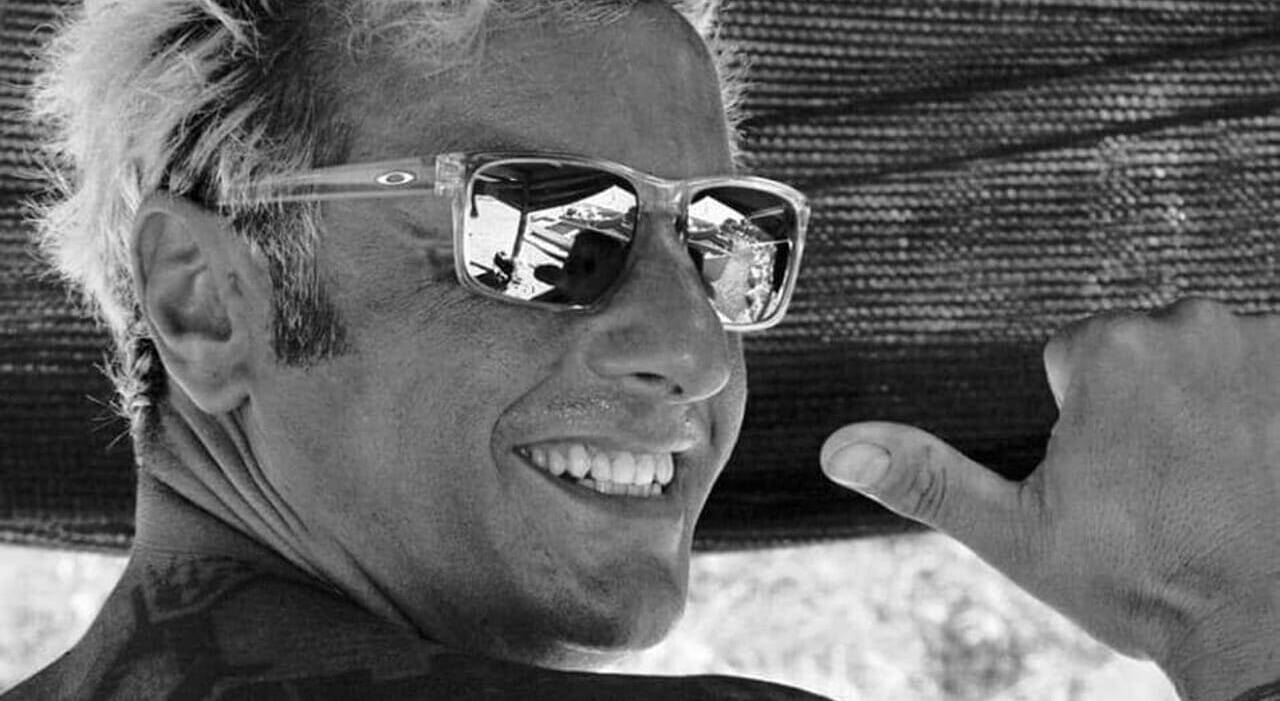 https://statics.cedscdn.it/photos/MED_HIGH/2025/07/07/8942323_07130625_davide_squillaci_morto_carabiniere.jpg