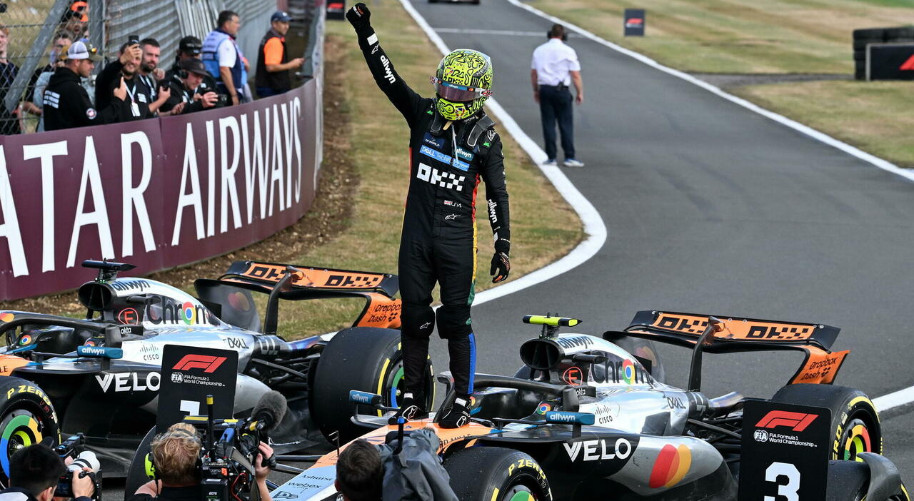 La felicità di Norris subito dopo il traguardo a Silverstone