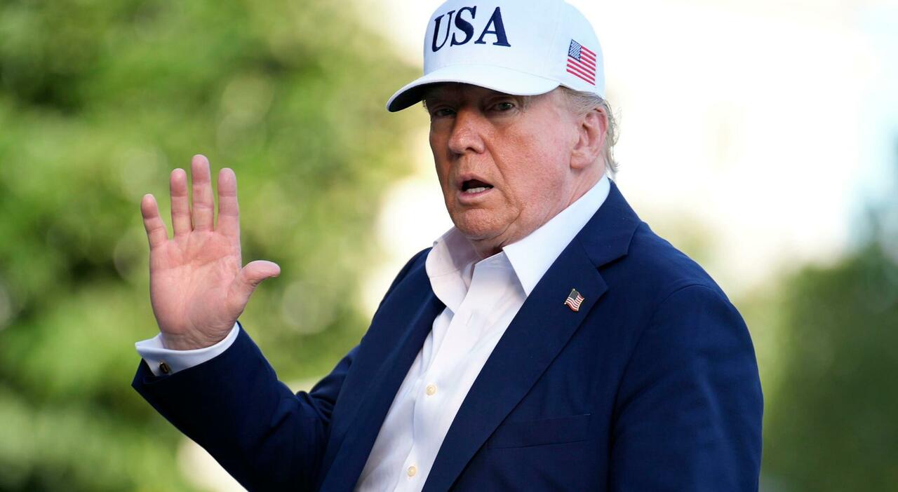 Dazi Usa, altra proroga: Trump rinvia al 1° agosto. Ma tariffe al 25% per Giappone e Corea del Sud Dazi Usa, altra proroga: Trump rinvia al 1° agosto. Ma tariffe al 25% per Giappone e Corea del Sud