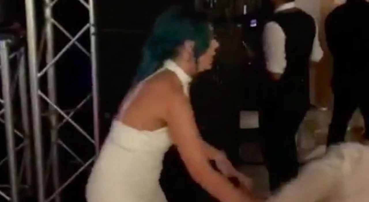 https://statics.cedscdn.it/photos/MED_HIGH/2025/07/08/8944395_08100354_rissa_nozze_matrimonio_cresima_ferentino_oggi_8_7_2025.jpg