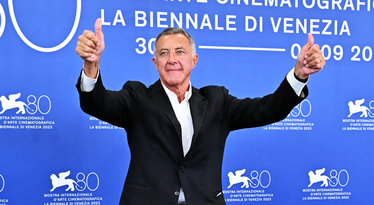 Luca Barbareschi: «Mia figlia Angelica mi odia, i colleghi rosiconi mi hanno usato. Manfredi e Sordi? Odiavano i giovani» Luca Barbareschi: «Mia figlia Angelica mi odia, i colleghi rosiconi mi hanno usato. Manfredi e Sordi? Odiavano i giovani»