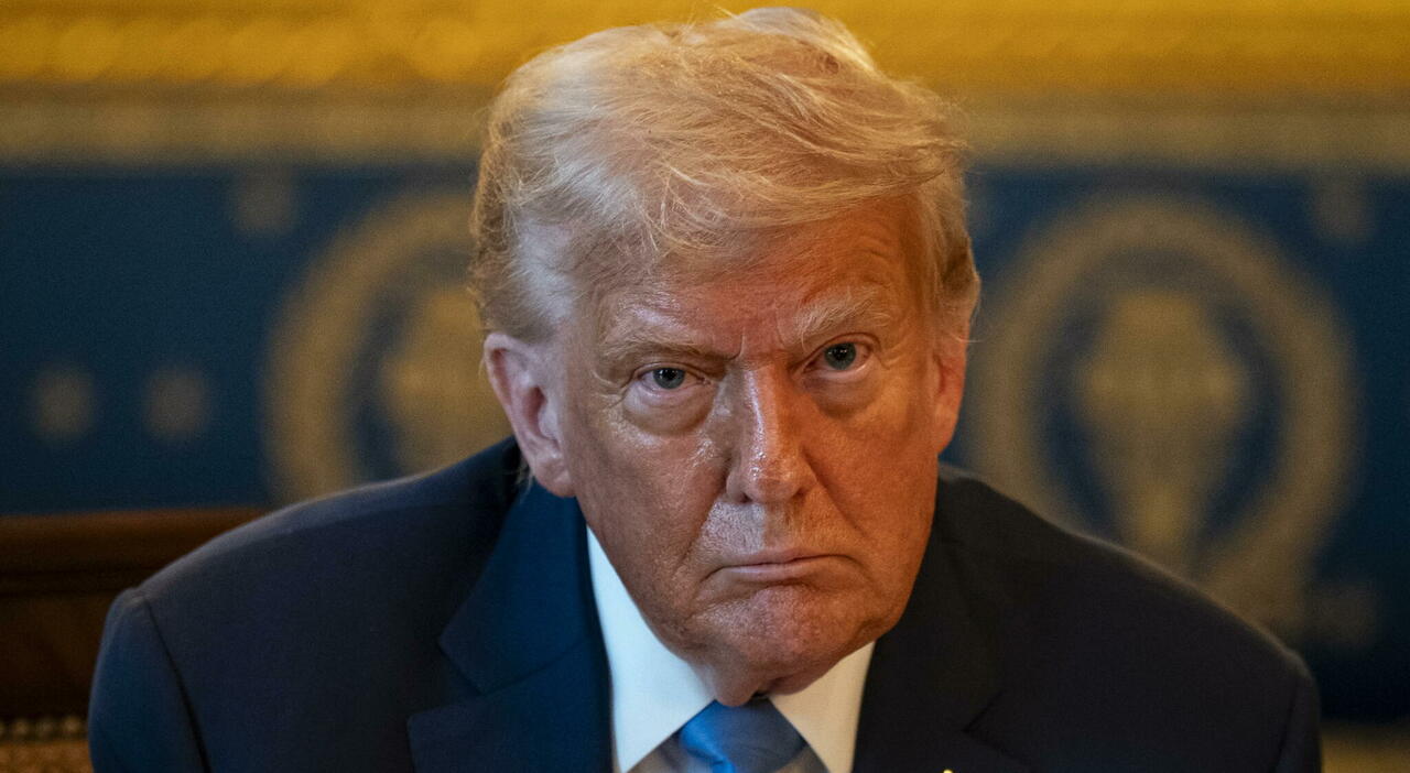 https://statics.cedscdn.it/photos/MED_HIGH/2025/07/08/8944811_08174916_trump_dazi_lettere_paesi_cosa_succede_oggi_8_7_2025.jpg