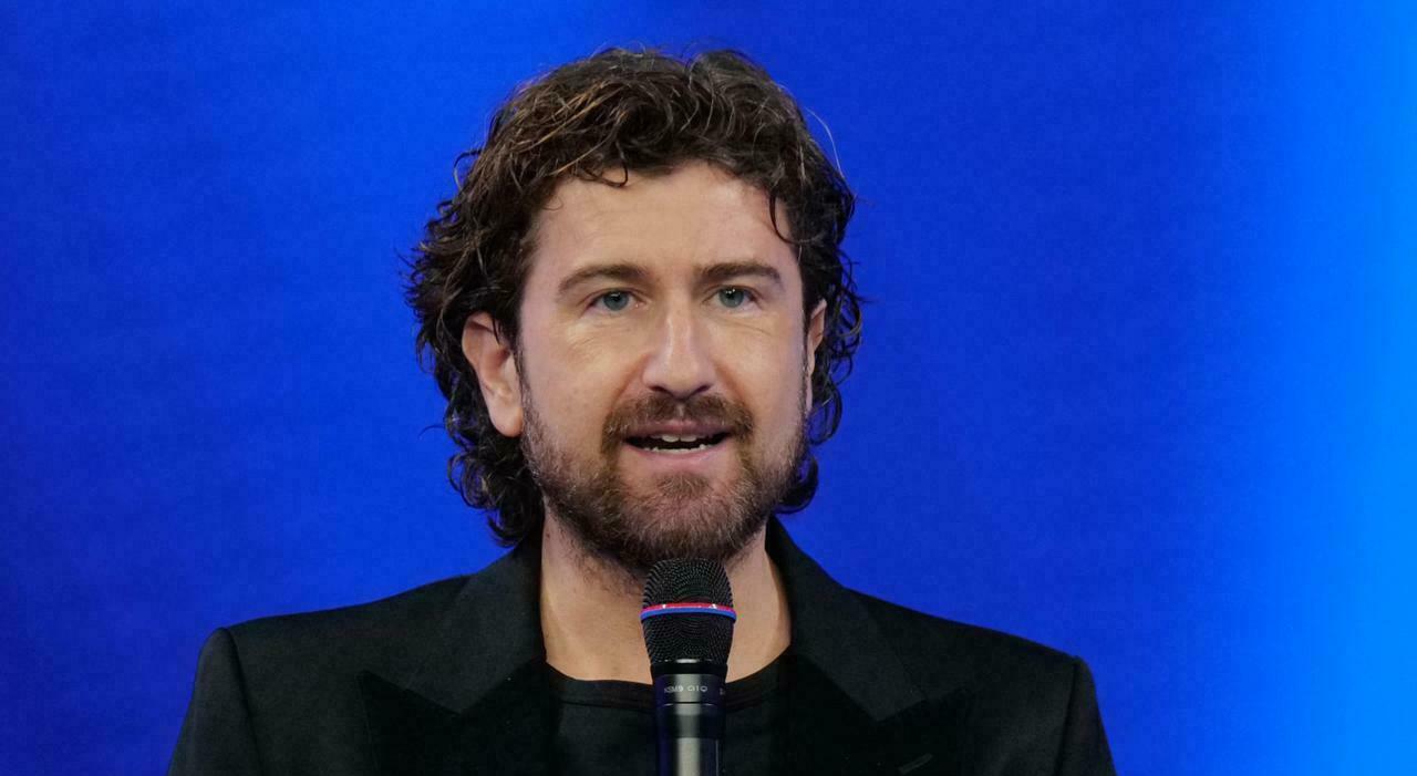 Alessandro Siani, il ritorno a teatro: «Vedi Napoli e poi rinasci: così cambiano le narrazioni» Alessandro Siani, il ritorno a teatro: «Vedi Napoli e poi rinasci: così cambiano le narrazioni»