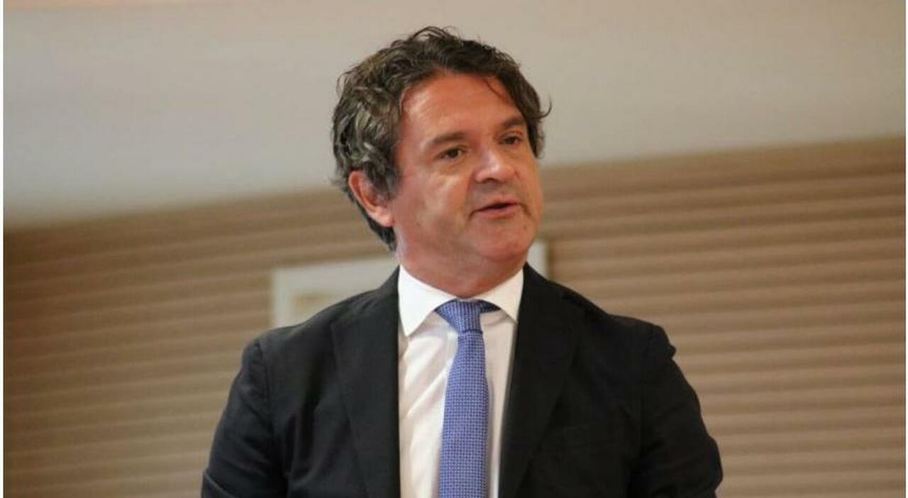 Consigli regionali a vuoto, l Consigli regionali a vuoto, l