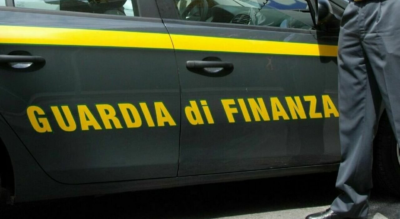 https://statics.cedscdn.it/photos/MED_HIGH/2025/07/11/8950381_11074354_frode_200_milioni_euro_crediti_falsi_indagate_societa_fantasma_italia_oggi_11_7_2025.jpg