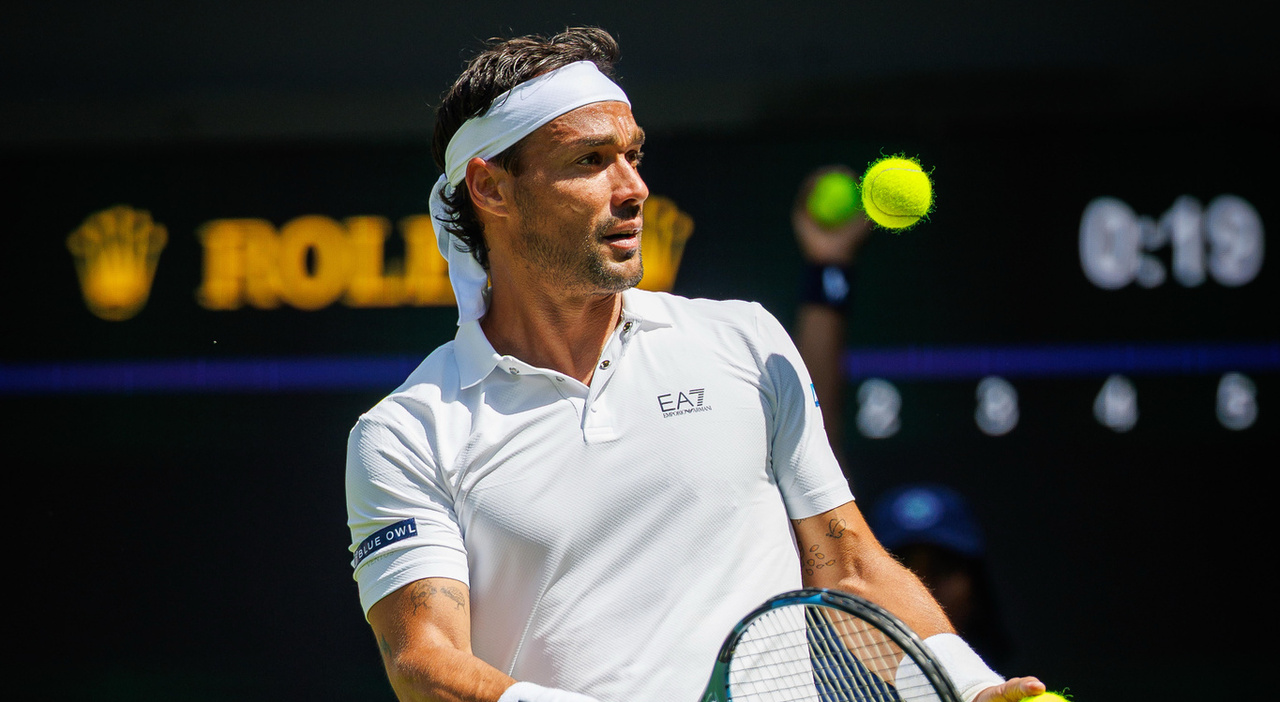 https://statics.cedscdn.it/photos/MED_HIGH/2025/07/11/8950629_11130703_fabio_fognini_addio_tennis_corpo_stanco_ora_papa_marito_ballando_con_le_stelle_cosa_ha_detto_oggi_11_7_2025.jpg