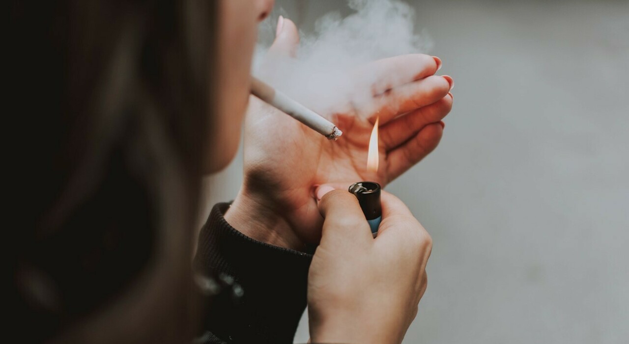 https://statics.cedscdn.it/photos/MED_HIGH/2025/07/11/8950954_11180343_sigarette_tabacco_aumento_prezzi_accise_quanto_costeranno_oggi_11_7_2025.jpg