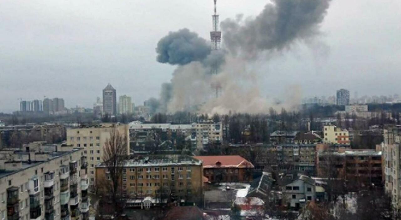 https://statics.cedscdn.it/photos/MED_HIGH/2025/07/12/8952274_12062612_ucraina1.jpg