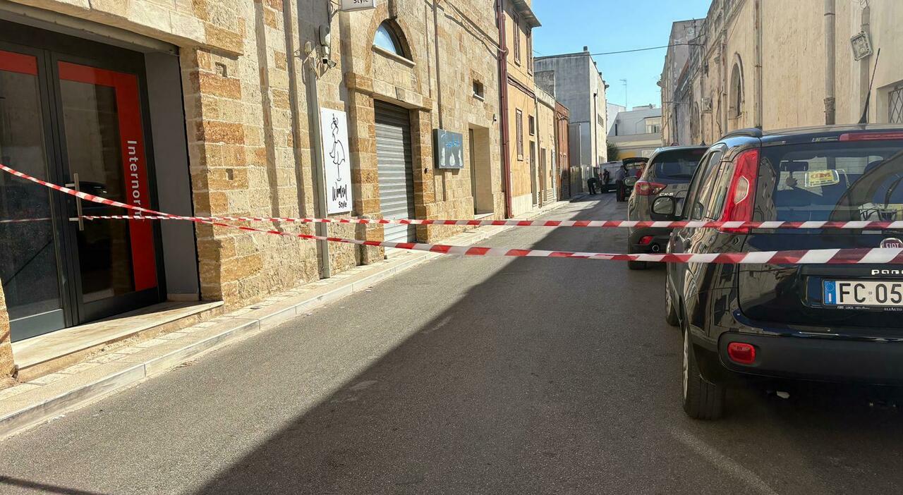 Assalto al portavalori nel centro abitato: era diretto a un supermercato Assalto al portavalori nel centro abitato: era diretto a un supermercato