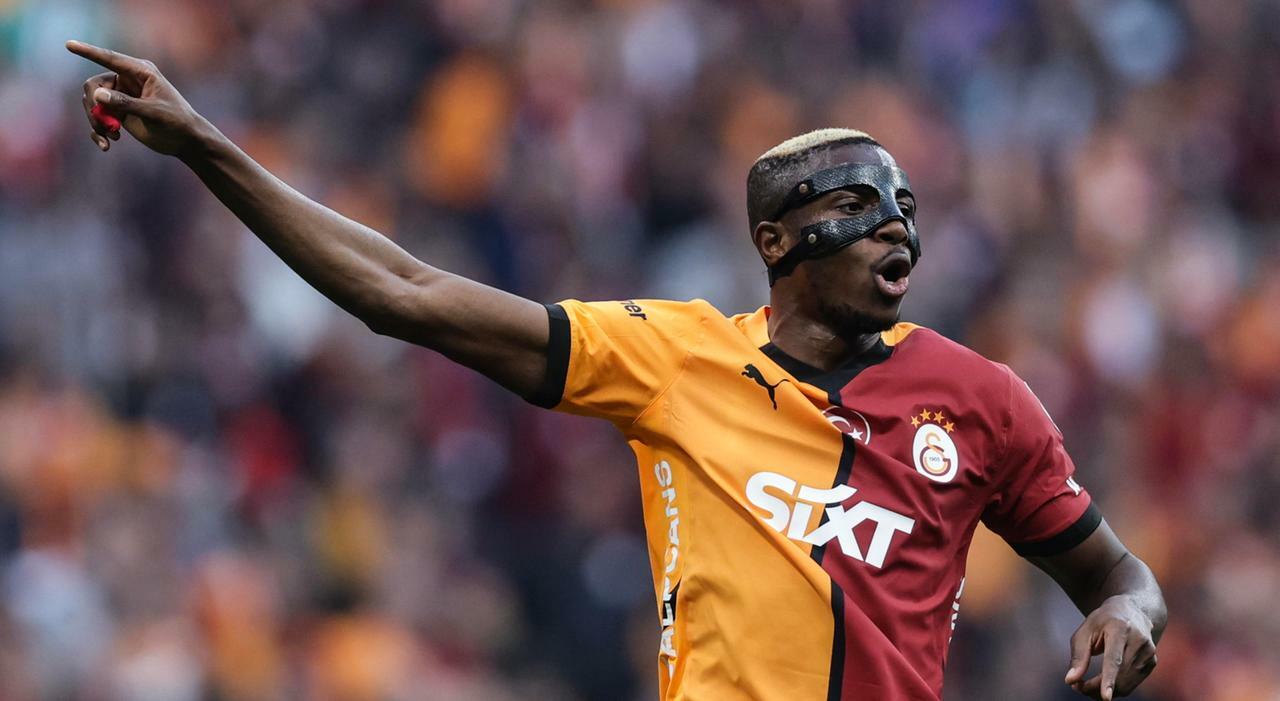 Calciomercato Napoli, corsa contro il tempo per Osimhen al Galatasaray Calciomercato Napoli, corsa contro il tempo per Osimhen al Galatasaray