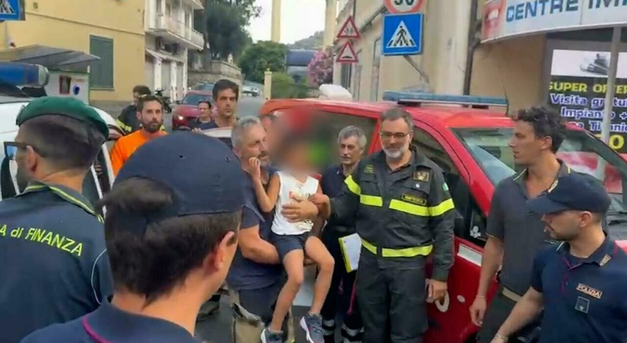 https://statics.cedscdn.it/photos/MED_HIGH/2025/07/13/8954491_13180826_allen_video_salvataggio_protezione_civile_cosa_ha_detto_13_7_2025.jpg
