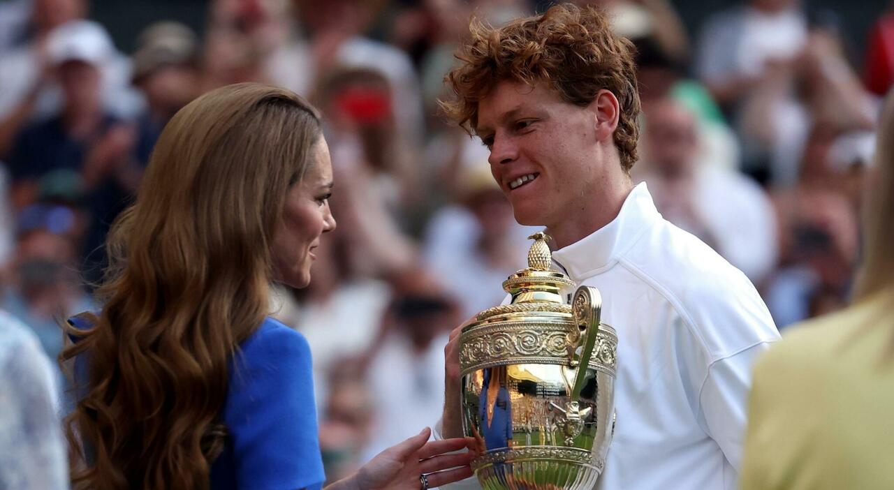 Sinner è già il più grande sportivo italiano di sempre? Jannik, la vittoria a Wimbledon e il Gotha dei campioni. Vota il sondaggio Sinner è già il più grande sportivo italiano di sempre? Jannik, la vittoria a Wimbledon e il Gotha dei campioni. Vota il sondaggio